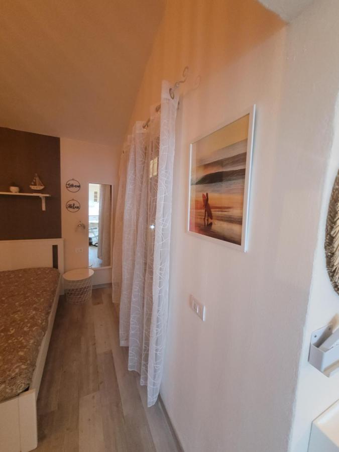 Surf House Mirice Vignola Mare Exterior foto